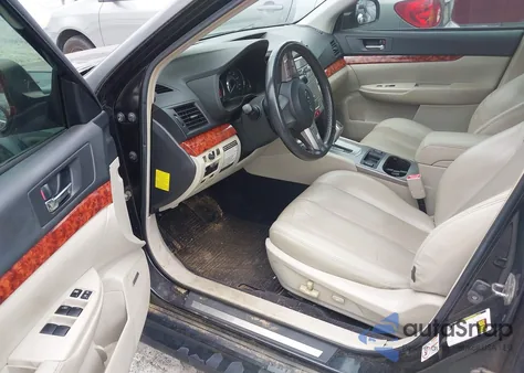 2010 Subaru Legacy 2.5I Limited из США, поврежденный, VIN 4S3BMBK66A3219328